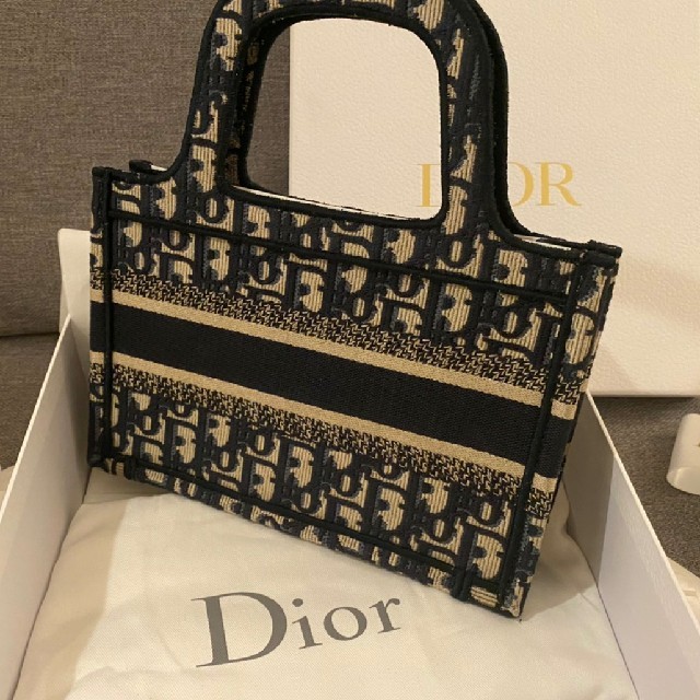 Dior - dior ミニトート ブックトートの通販 by I ♥ dandan｜ディオールならラクマ