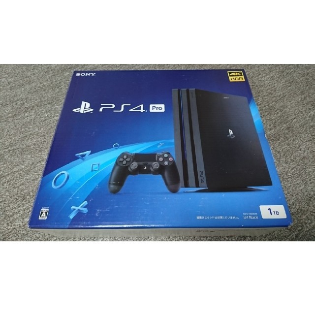 PlayStation4(プレイステーション4)の新品☆PlayStation4 PRO 1TB ジェットブラック PS4 本体 エンタメ/ホビーのゲームソフト/ゲーム機本体(家庭用ゲーム機本体)の商品写真