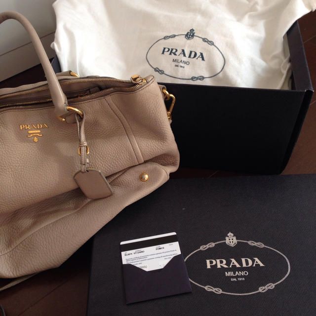 PRADA(プラダ)のプラダ ハンドバッグ レディースのバッグ(ハンドバッグ)の商品写真