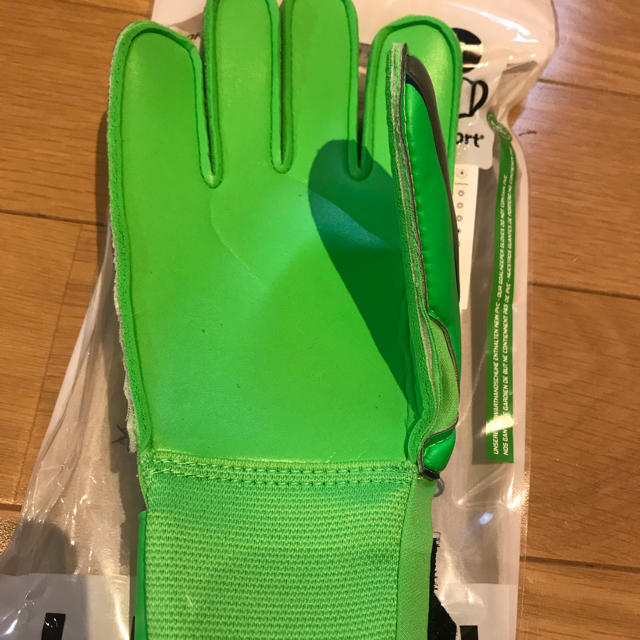 uhlsport(ウールシュポルト)のウールシュポルト　キーパーグローブ　Jr. 6号 ソフトプロ　uhlsport スポーツ/アウトドアのサッカー/フットサル(その他)の商品写真