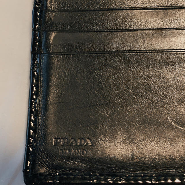 PRADA(プラダ)のプラダ　二つ折り財布 メンズのファッション小物(折り財布)の商品写真