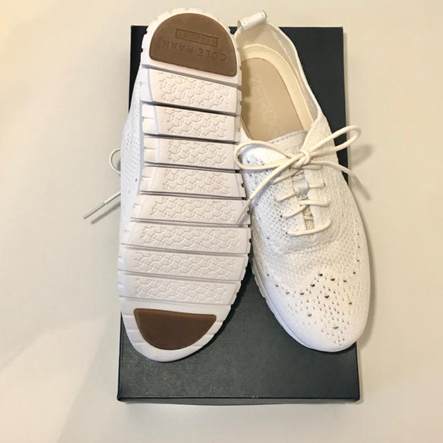 Cole Haan(コールハーン)のマーチ様用　投売り！コールハーン 超軽量ゼログランド オックスフォード 24cm レディースの靴/シューズ(スニーカー)の商品写真