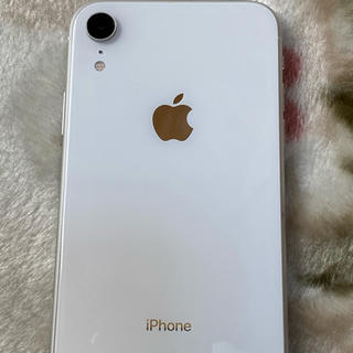 アップル(Apple)のiPhoneXR(スマートフォン本体)