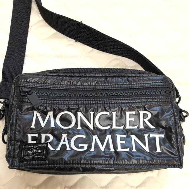 MONCLER - 美品MONCLER FRAGMENT クロスボディバッグ