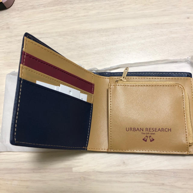 URBAN RESEARCH(アーバンリサーチ)のアーバンリサーチ　二つ折り財布　ネービー　未使用 メンズのファッション小物(折り財布)の商品写真
