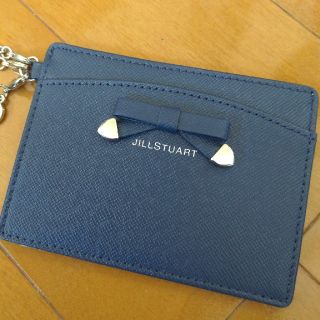 ジルスチュアート(JILLSTUART)の（未使用）JILL STUART 定期入れ パスケース(名刺入れ/定期入れ)