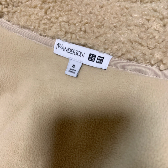 UNIQLO(ユニクロ)のUNIQLO JW ANDERSON 防風ボアフリースジャケット　ベージュXL メンズのジャケット/アウター(その他)の商品写真