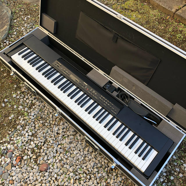 ヤマハ(ヤマハ)のyamaha 電子ピアノ　P-80 専用ハードケース付き 楽器の鍵盤楽器(電子ピアノ)の商品写真