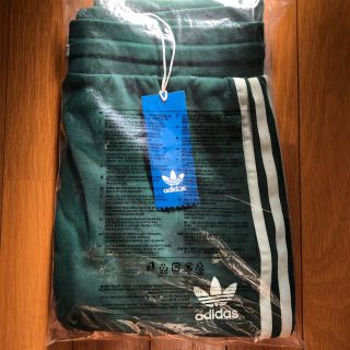 アディダス(adidas)のadidas トラックパンツ(ジャージ)