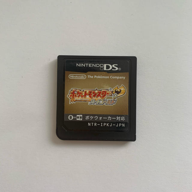 ニンテンドーDS(ニンテンドーDS)のポケモン　ハートゴールド  エンタメ/ホビーのゲームソフト/ゲーム機本体(携帯用ゲームソフト)の商品写真