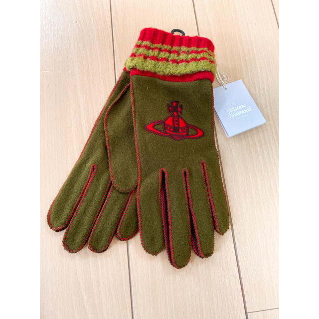 Vivienne Westwood - 新品未使用♡Vivienne Westwood のレディースの手袋の通販 by KRRP's shop