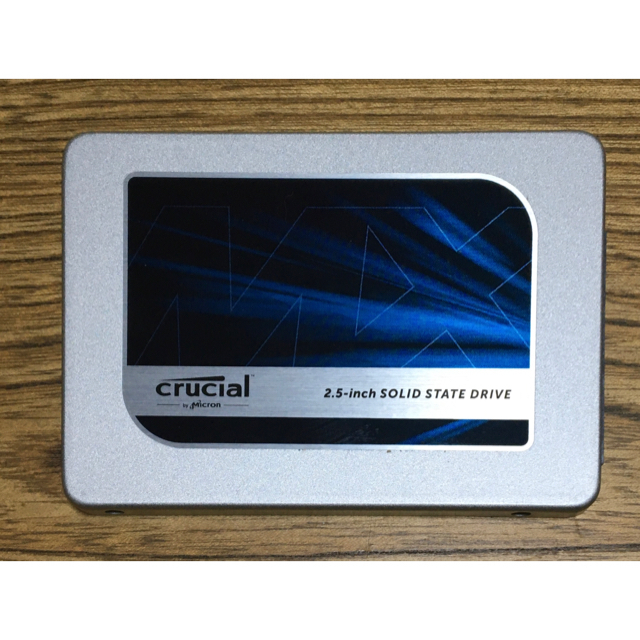 Crucial MX300 SSD 525GB スマホ/家電/カメラのPC/タブレット(PCパーツ)の商品写真
