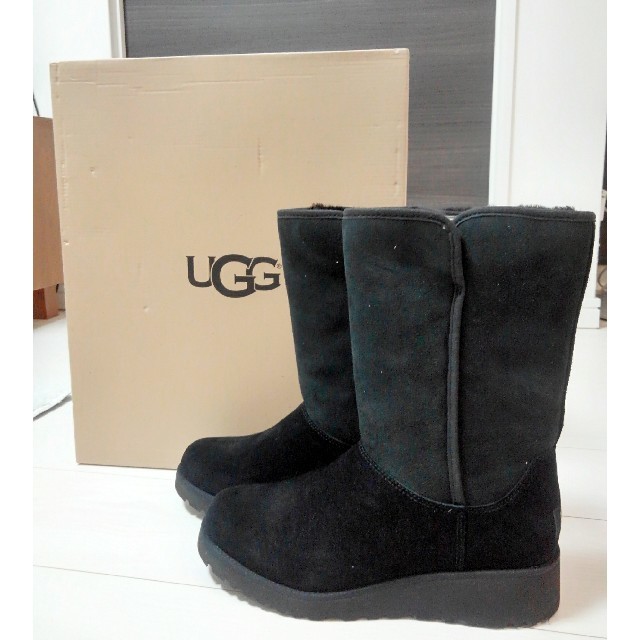 新品 UGG アグ AMIE アミ ブラック 黒 ムートンブーツ 24.5cm