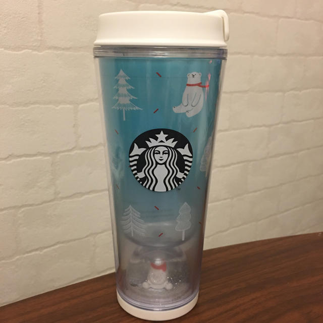 Starbucks Coffee(スターバックスコーヒー)の海外限定 スターバックス スノードーム ホリデー タンブラー  インテリア/住まい/日用品のキッチン/食器(タンブラー)の商品写真