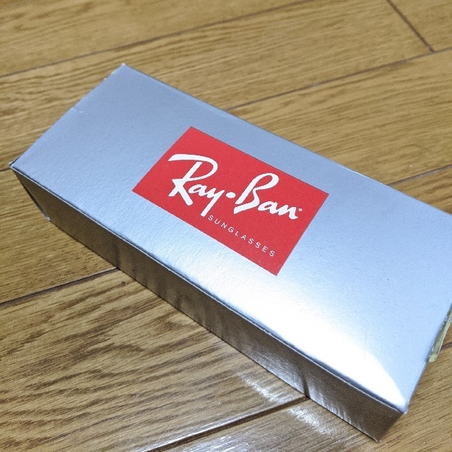 新品・未開封 Ray-Ban レイバン サングラス RB4292N