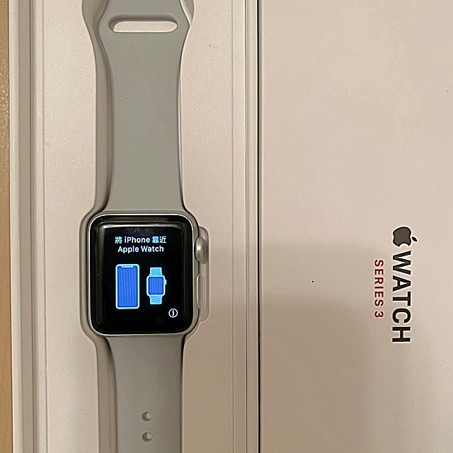 Apple Watch 3 ほぼ未使用 98% バンド未使用