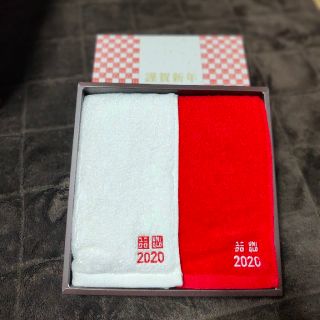 ユニクロ(UNIQLO)のユニクロ 紅白フェイスタオル ２枚組(タオル/バス用品)