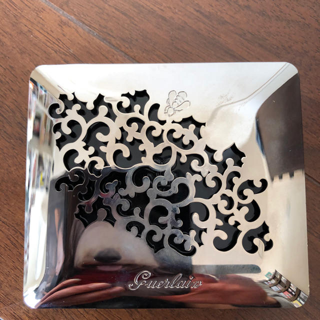 GUERLAIN(ゲラン)のゲラン エクランスィクルール （ボーグルネル）廃番品 コスメ/美容のベースメイク/化粧品(アイシャドウ)の商品写真