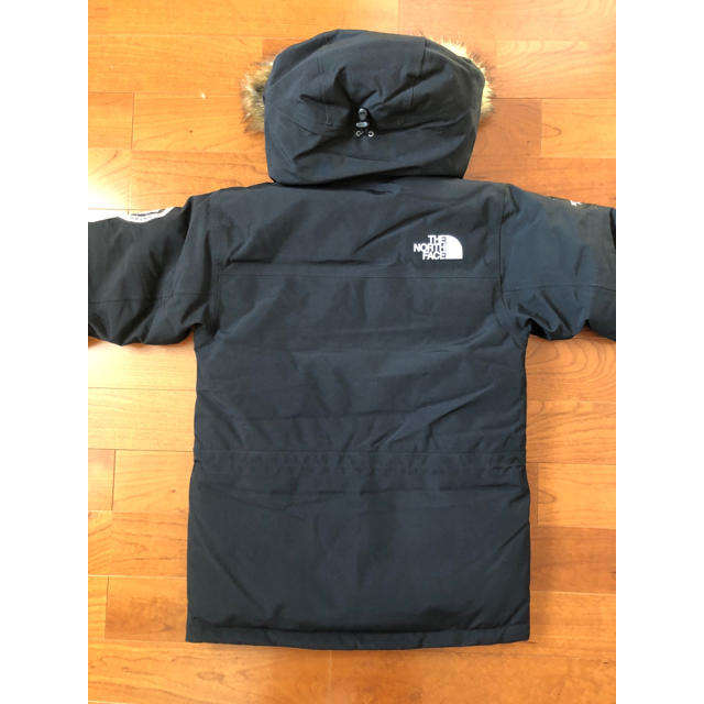 THE NORTH FACE(ザノースフェイス)のTHE NORTH FACE ANTARCTICA PARCA BK XSサイズ メンズのジャケット/アウター(ダウンジャケット)の商品写真