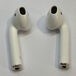 アップル(Apple)のAirPods 第一世代(ヘッドフォン/イヤフォン)