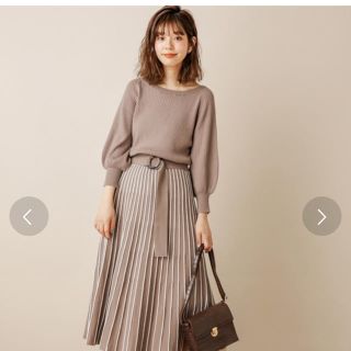 ナチュラルクチュール(natural couture)のナチュラルクチュール　ワンピ　sサイズ　完売　グレイッシュベージュ(ロングワンピース/マキシワンピース)