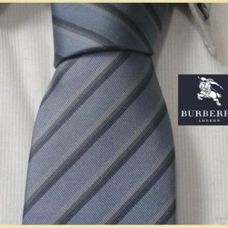 バーバリー(BURBERRY)の美品★バーバリーロンドン【正統派光沢ストライプ】ハンドメイド高級ネクタイ(ネクタイ)