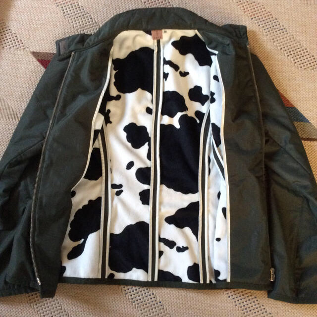 UNITED ARROWS(ユナイテッドアローズ)の裏地カウ柄が可愛いナイロンブルソン レディースのジャケット/アウター(ブルゾン)の商品写真