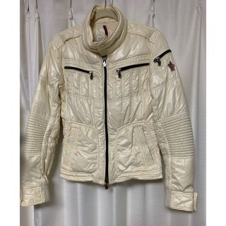 モンクレール(MONCLER)のダウンジャケット(ダウンジャケット)