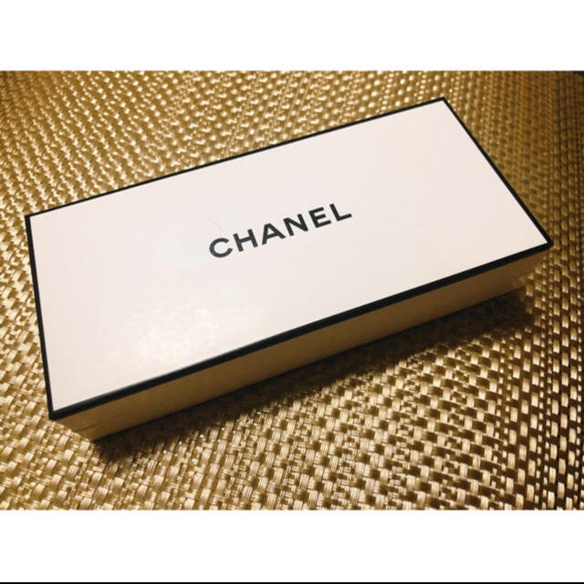 CHANEL(シャネル)のCHANEL♡石鹸 ミニ香水セット 新品未使用 コスメ/美容のボディケア(ボディソープ/石鹸)の商品写真