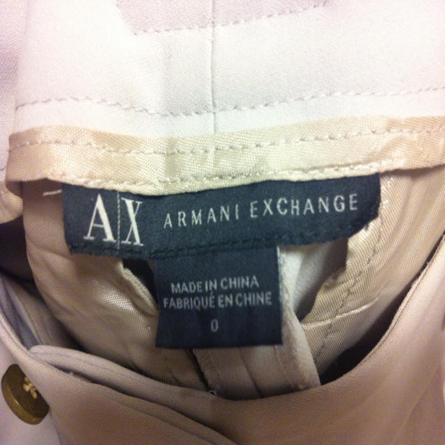 ARMANI EXCHANGE(アルマーニエクスチェンジ)のyumix様 〜11/30取り置き レディースのパンツ(クロップドパンツ)の商品写真