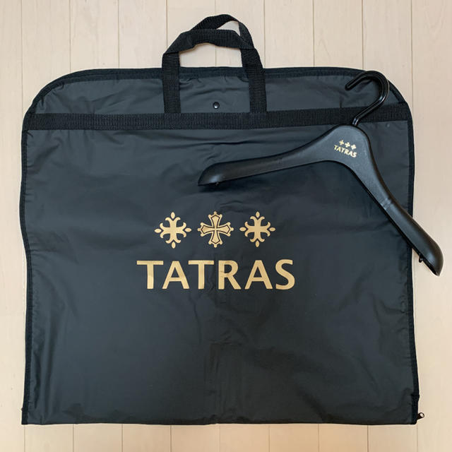 TATRAS - タトラス ダウンコート 保存袋 ハンガー セットの通販 TATRAS - タトラス ダウンコート 保存袋 ハンガー セットの通販