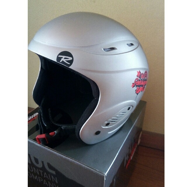 ROSSIGNOL(ロシニョール)の美品　ジュニア　レーシングヘルメット スポーツ/アウトドアのスキー(その他)の商品写真