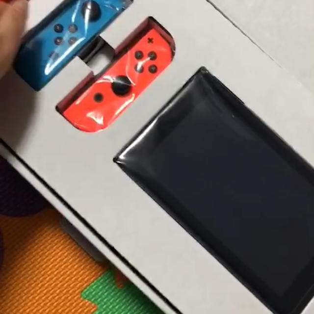 Nintendo Switch - Nintendo Switch JOY-CON(L) ネオンブルー/(R) ネオの通販 by ルイユショップ｜ニンテンドースイッチならラクマ 新品人気