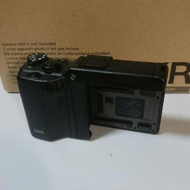 RICOH(リコー)のリコー GXR ボディ スマホ/家電/カメラのカメラ(ミラーレス一眼)の商品写真