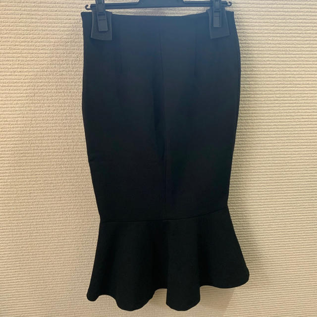 ZARA(ザラ)の【ほぼ新品】ZARA マーメイドスカート レディースのスカート(ひざ丈スカート)の商品写真