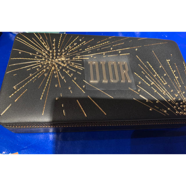 Christian Dior(クリスチャンディオール)の新品　DIOR ルージュ ディオール クチュール セット＜ハッピー 2020＞ コスメ/美容のキット/セット(コフレ/メイクアップセット)の商品写真