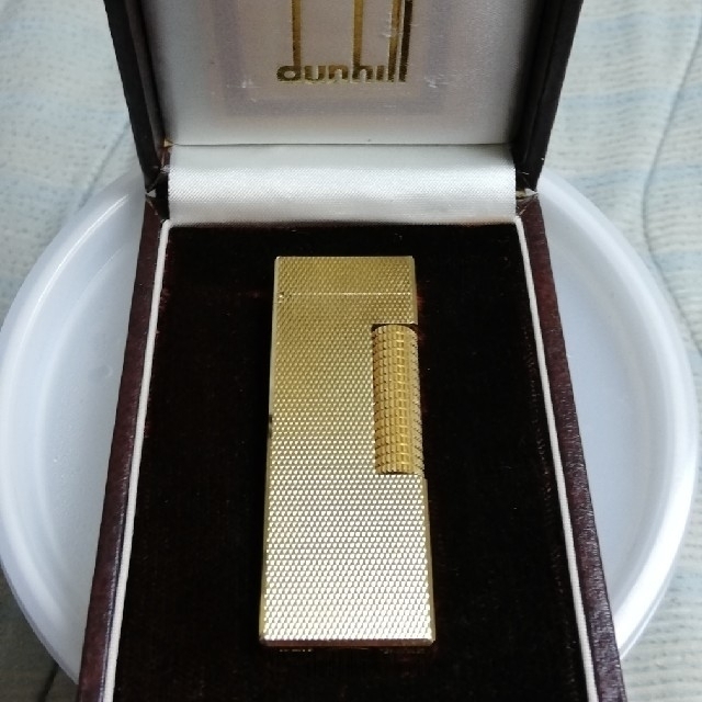 Dunhill(ダンヒル)の❪定価の1/10以下❫　ダンヒル高級ライター　美品　ケース付き メンズのファッション小物(タバコグッズ)の商品写真