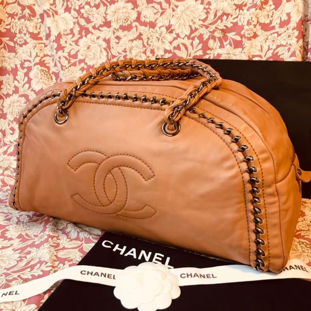 CHANEL(シャネル)の美品【正規品】シャネル CHANEL バッグ　ラグジュアリー ライン レディースのバッグ(ハンドバッグ)の商品写真