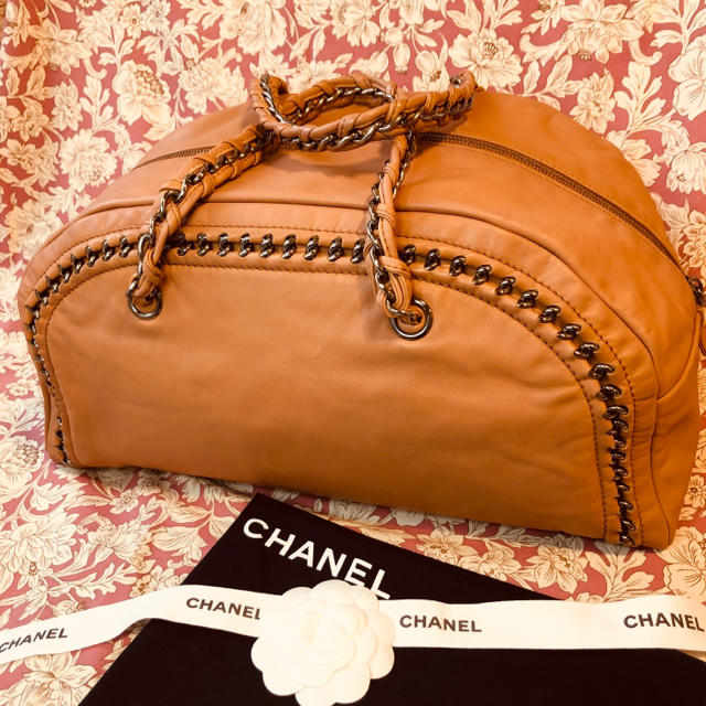 CHANEL(シャネル)の美品【正規品】シャネル CHANEL バッグ　ラグジュアリー ライン レディースのバッグ(ハンドバッグ)の商品写真