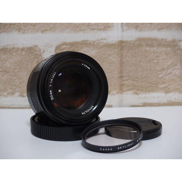 KONICA MINOLTA(コニカミノルタ)のMINOLTA AF 50mm F1.4 SONY  明るいレンズ フィルター付 スマホ/家電/カメラのカメラ(レンズ(単焦点))の商品写真