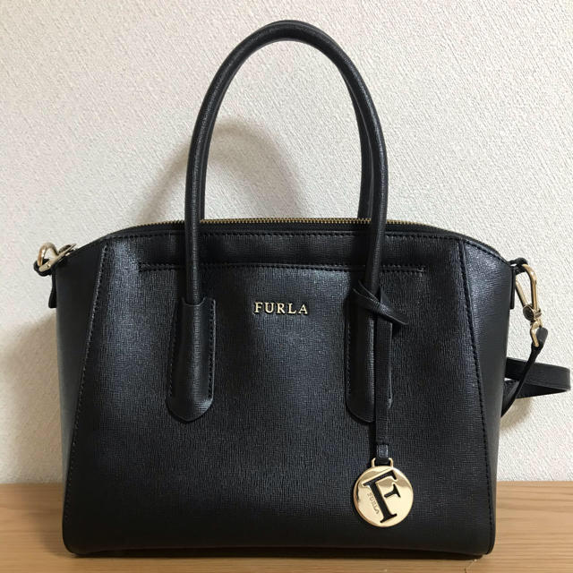 値下げ　Furla　ハンドバッグ　ショルダーバッグ