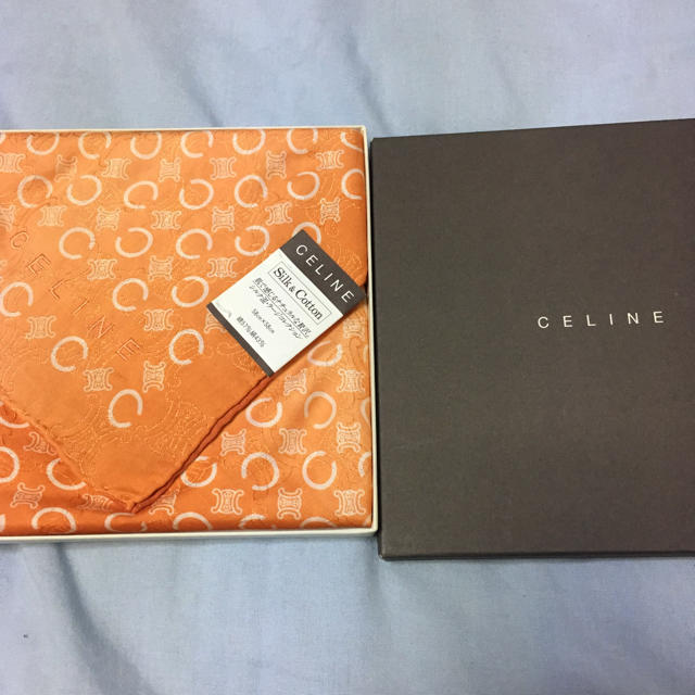 celine(セリーヌ)のセリーヌ シルク ハンカチ？スカーフ？ レディースのファッション小物(バンダナ/スカーフ)の商品写真