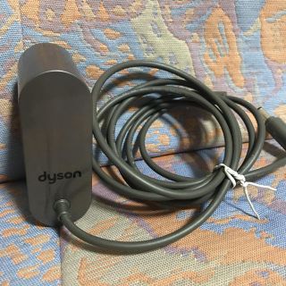 ダイソン(Dyson)のダイソン　純正アダプター(バッテリー/充電器)