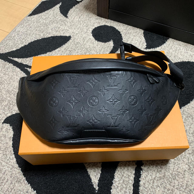 Louis vuitton ルイ ヴィトン ディスカバリー バムバッグ