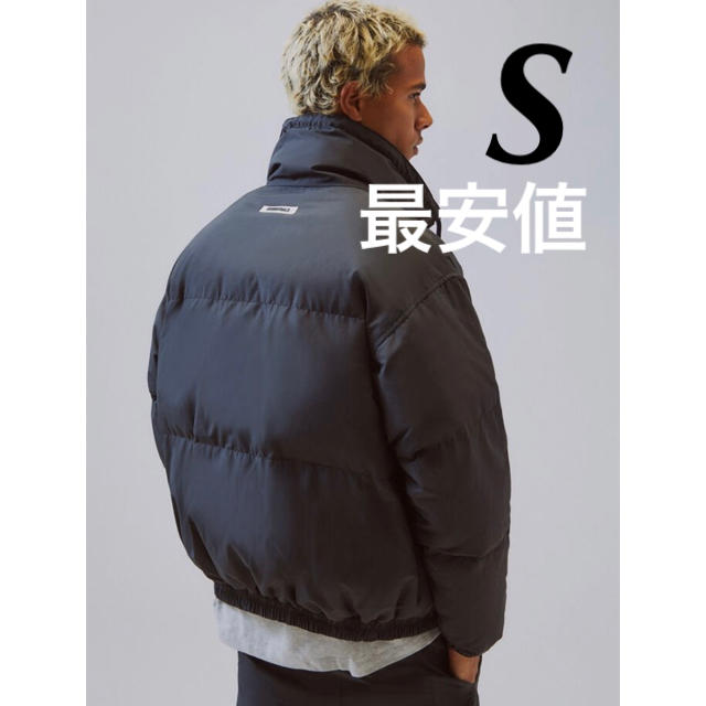 FEAR OF GOD(フィアオブゴッド)のfear of god essentials Puffer Jacket S メンズのジャケット/アウター(ダウンジャケット)の商品写真