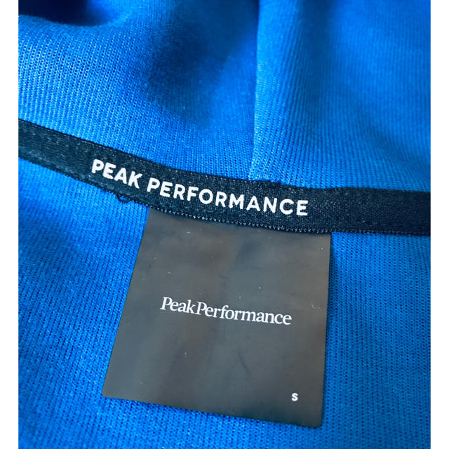 【新品タグ付】テック ジップ フード ★ PeakPerformance 2