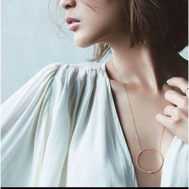 Samantha Tiara(サマンサティアラ)のpio’s様お取り置き中   ロングフープネックレス k10YG ダイヤ レディースのアクセサリー(ネックレス)の商品写真