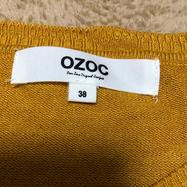 OZOC(オゾック)の中古美品　　OZOCニット（マスタード）sizeM（38） レディースのトップス(ニット/セーター)の商品写真