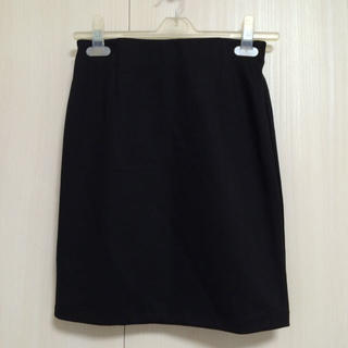 ナチュラルビューティーベーシック(NATURAL BEAUTY BASIC)のブラック スカート(ミニスカート)