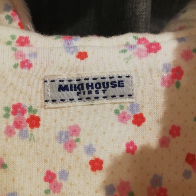 mikihouse(ミキハウス)のミキハウス　 ポンチョ　手袋セット　ケープ mikihouse キッズ/ベビー/マタニティのベビー服(~85cm)(カーディガン/ボレロ)の商品写真